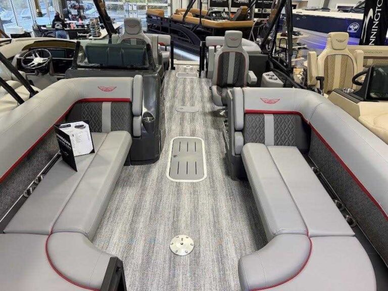 2026 Bennington 24MOFB - Open Fastback - Carbon Fiber Arch!!! US-ETWS7759H526 [photo 5]